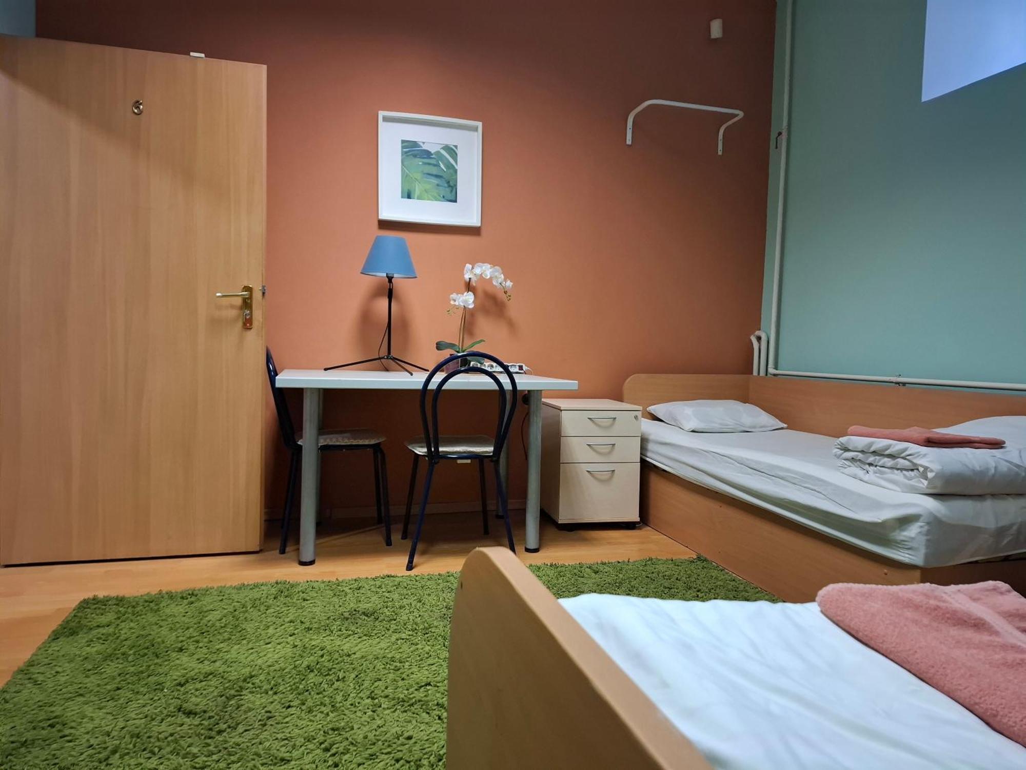 Jamaika @ Shopen Vandrarhem VNO Exteriör bild